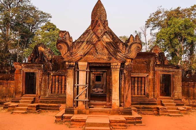 Banteay Srey Temple.