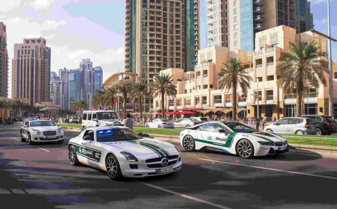 Super cars for the Dubai police