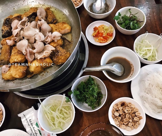 Cha Ca is the pride of Ha Thanh cuisine.  Photo: @teamnhauholic.