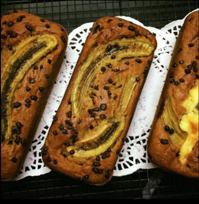 Just follow the steps to have delicious baked chocolate banana cake at home.