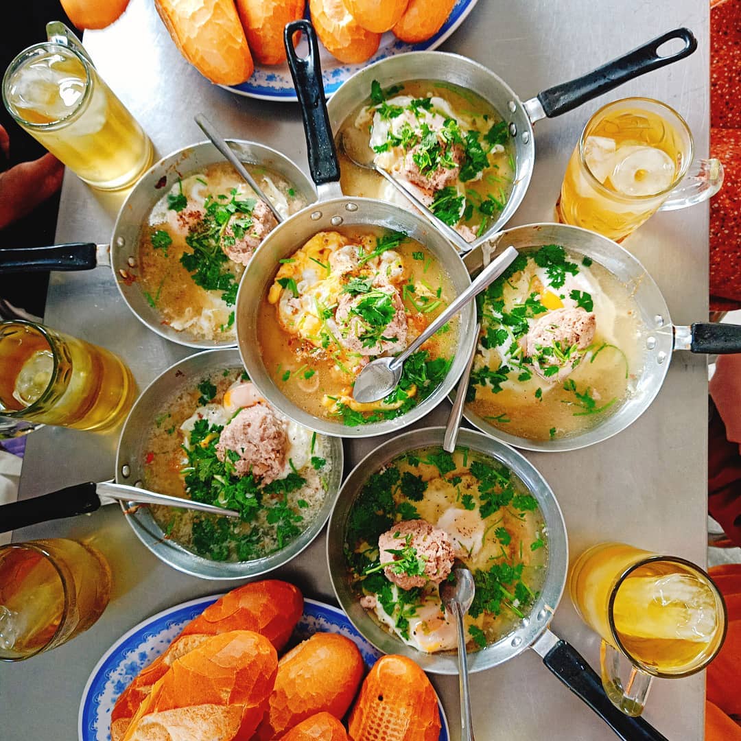 Banh mi shumai is in the list of the best breakfast dishes in Vung Tau that are loved by tourists and locals
