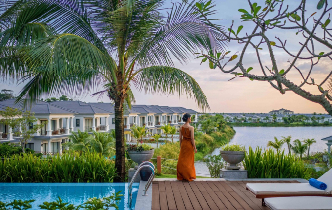 In Phu Quoc, there are more than a thousand resort products offered to the market and still quietly traded by investors.