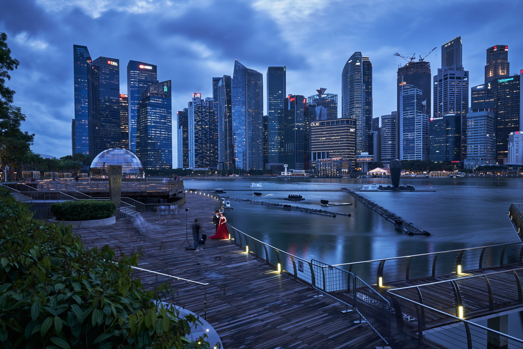 Rapid urbanization has exhausted Singaporeans.  Photo: Bloomberg