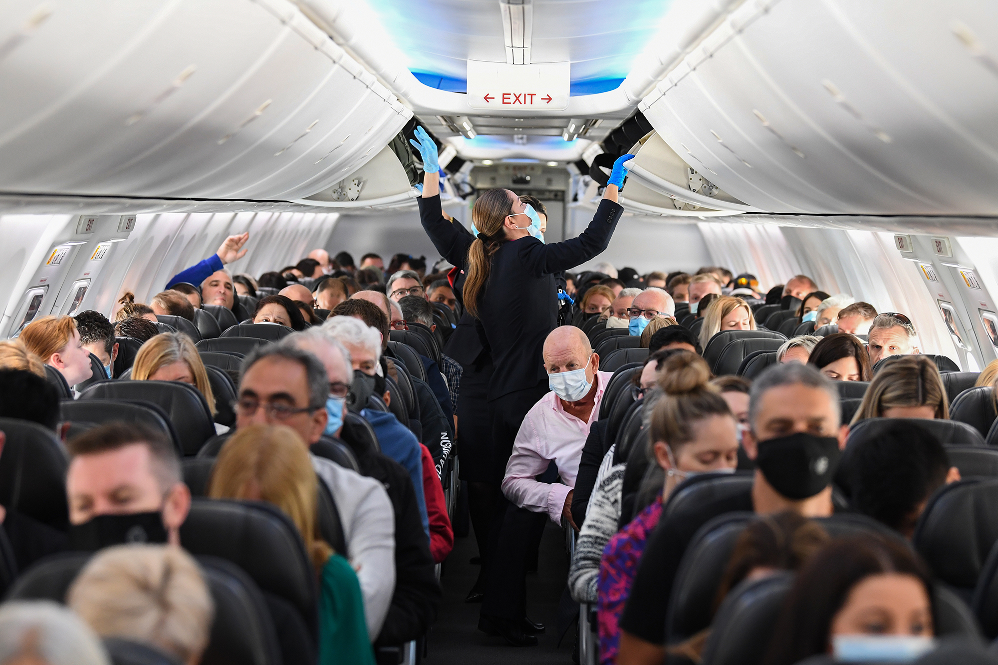 The more crowded the plane and the longer the flight time, the thicker the amount of deflated gas in the air