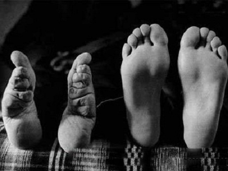 Small feet used to be 'popular' in feudal times