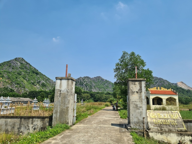 Ma Thanh cemetery area belongs to Giap Luc village, Nga Giap commune with an area of ​​​​about 3000m2.
